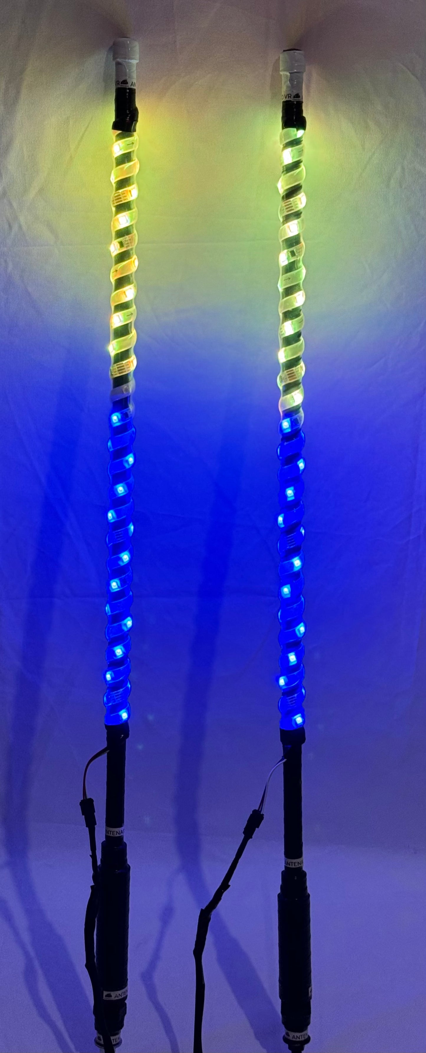 🔥🚨PROMOCIÓN🚨🔥 Par de Antenas led💎DIAMOND💎 80 cm